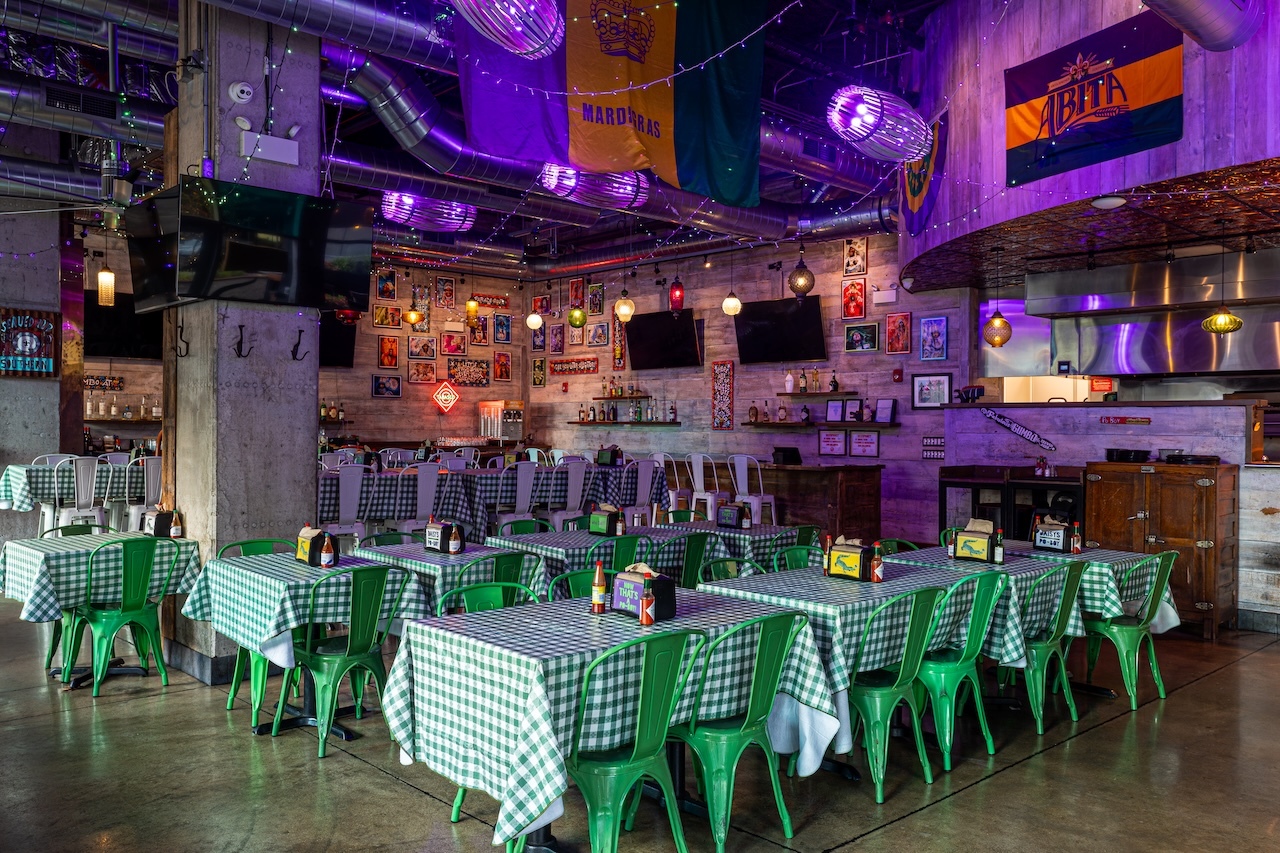 GALDOPHOTO Virtue Hospitality 04 Aug2025 0001 18 31 58 for Seafood Boil & Jazz Fest at Daisy's Po Boy & Tavern April 22nd May 2nd