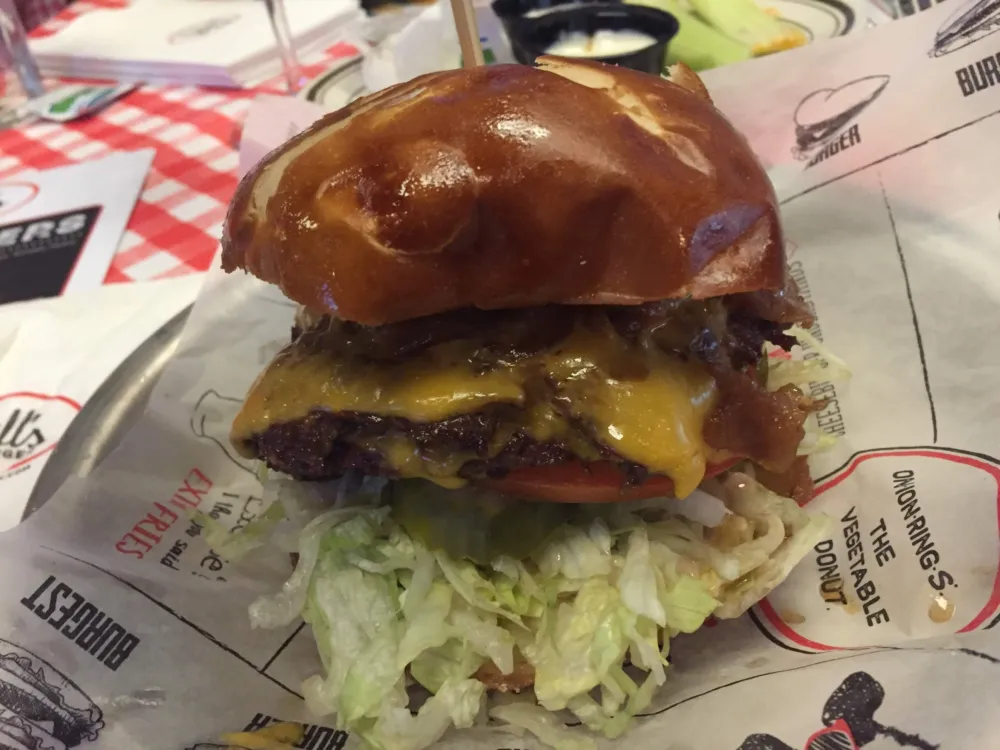 CNN Top 10: The Fat Cat Burger for Not Just Another Burger Joint