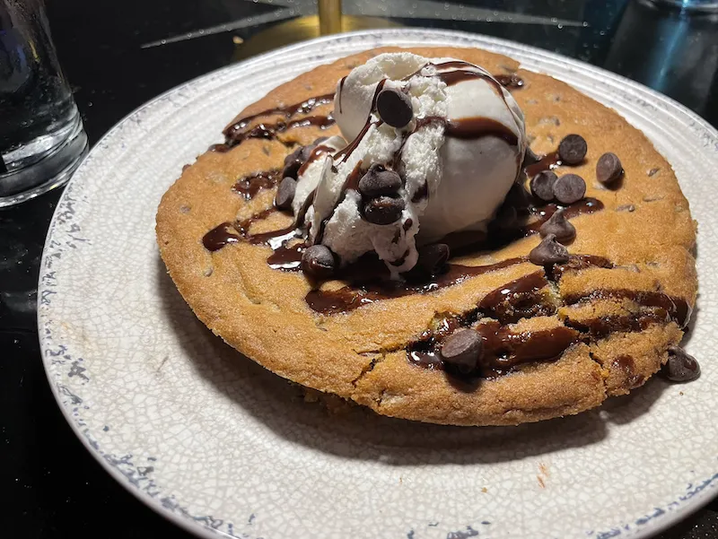 Image for Review: Dinner and Bowling at Kings Dining & Entertainment Lincoln Park