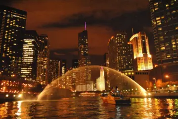 Seadog night for City Cruises Chicago Welcomes Fall with Seasonal Celebrations, Spooky Adventures and Live Entertainment