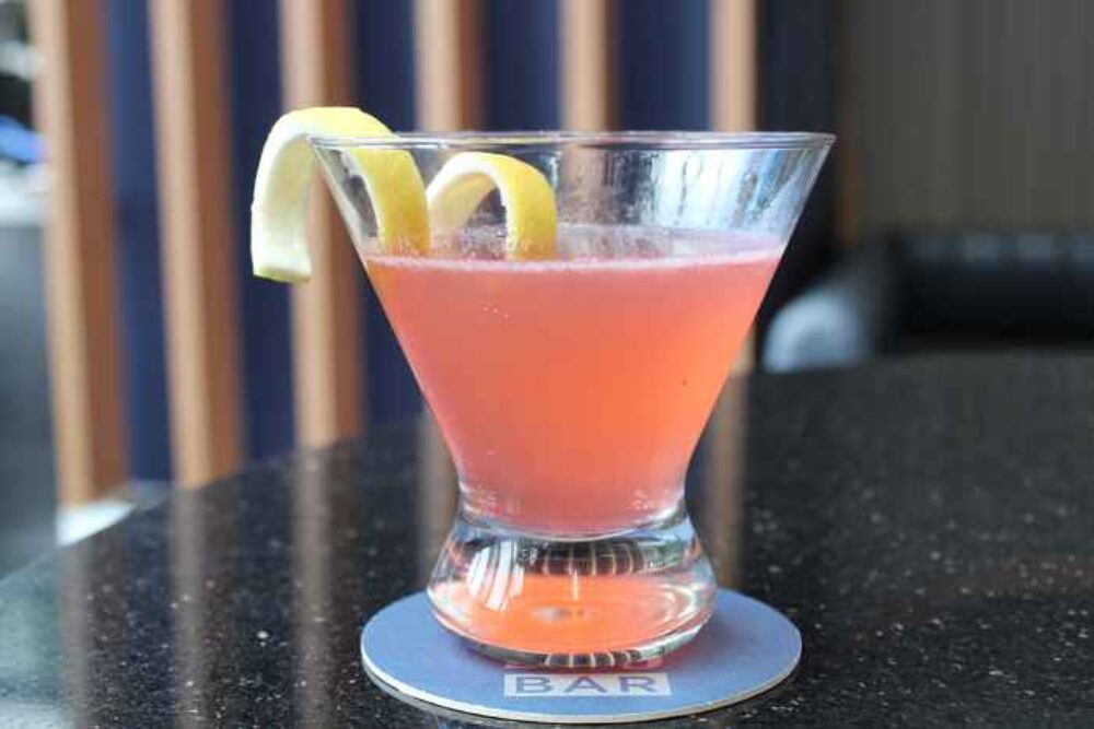 The Pink October Big Bar for Chicago Restaurants Donating Proceeds to Breast Cancer Foundations
