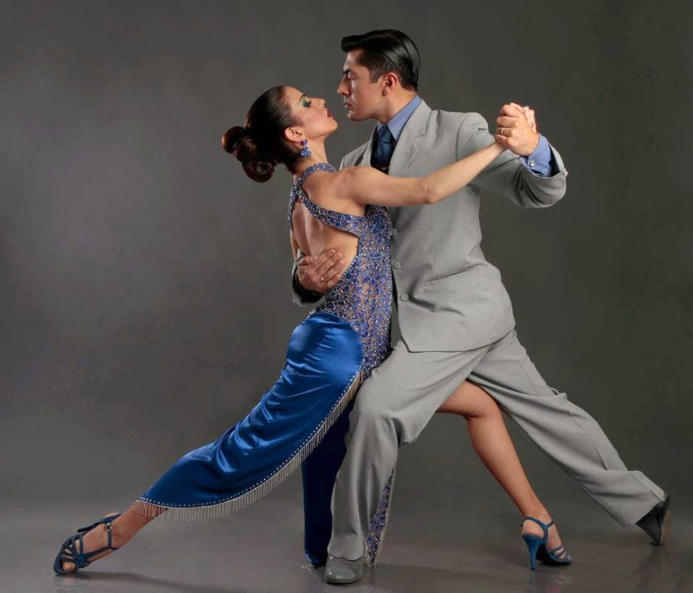 Artango Bar and Steakhouse Features Tango Performance