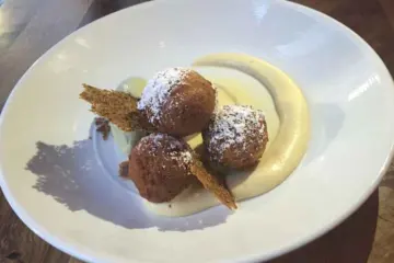 zeppole1 for St. Joe’s Day at Labriola Ristorante & Café