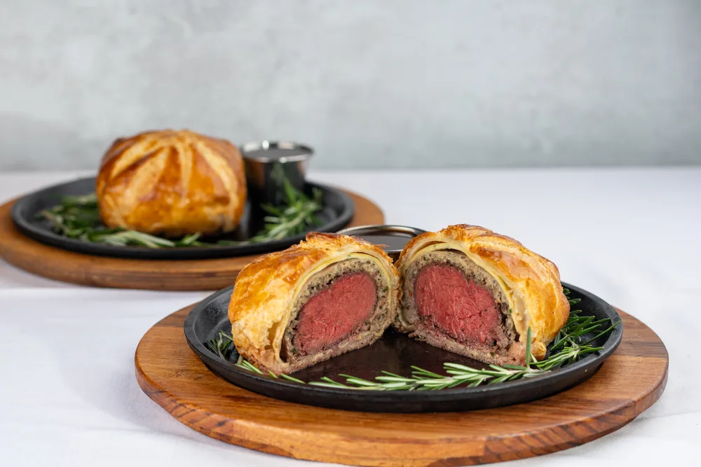 Low Res BEEF WELLINGTON for Perry's Steakhouse Welcomes Fall with Seasonal Off the Menu Features and a New Jordan Chardonnay By The Glass Promotion