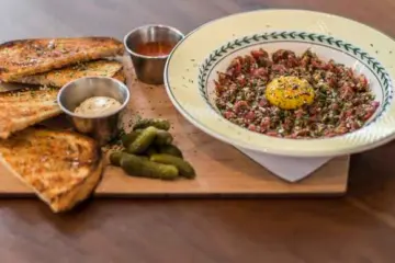 Cochon Volant 64 1 for Cochon Volant Brasserie Celebrates Bastille Day