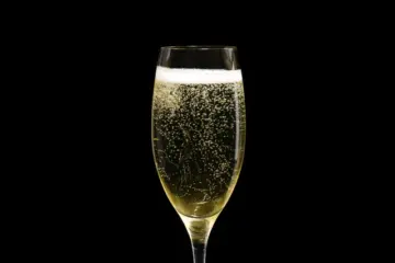 Del Champagne 0152 for Ring in 2018 at Del Frisco's Double Eagle Steakhouse