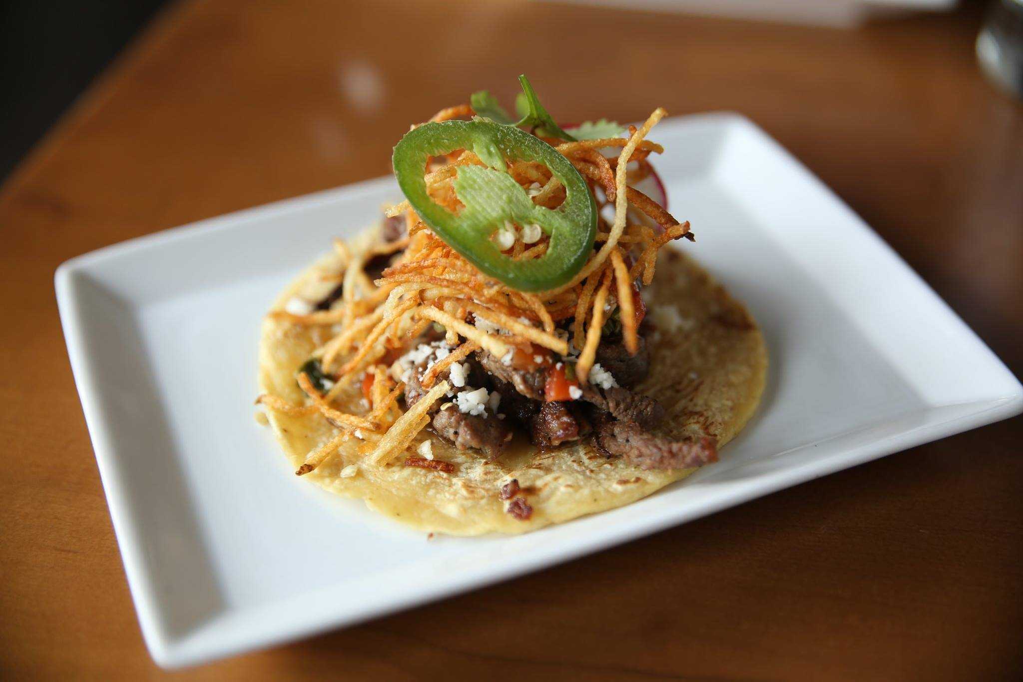 Image for National Taco Day at más