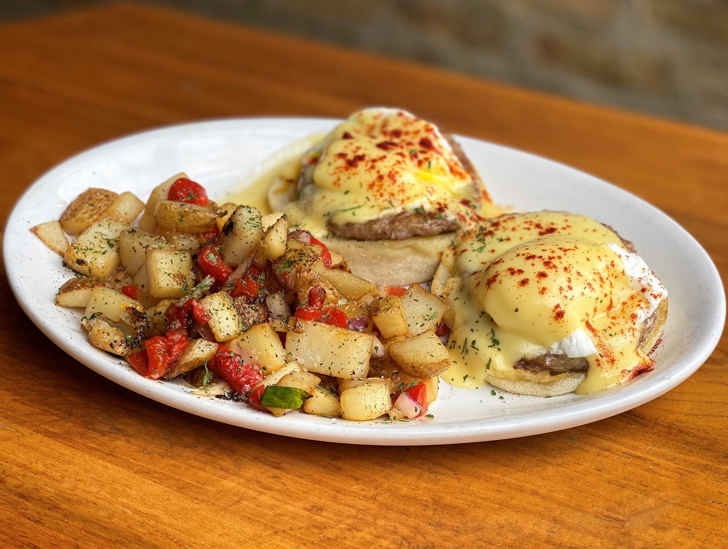 Benedict One 6 25 21 2 for New Year’s Day Bloodys, Bubbles & Brunch at Mac's Wood Grilled