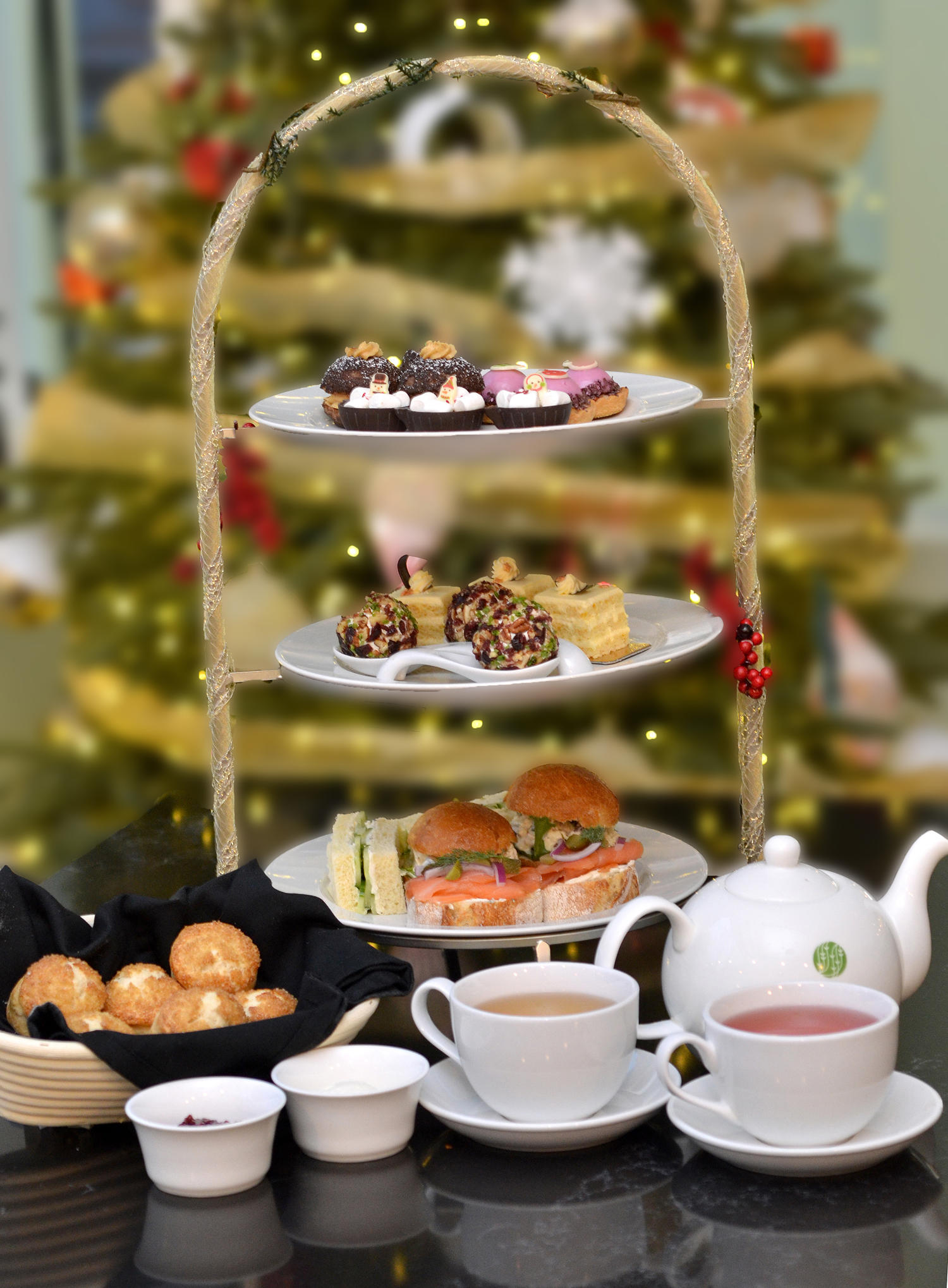 Holiday Afternoon Tea At Verzenay 60 78 for Holiday Tea Service at Verzênay Chicago