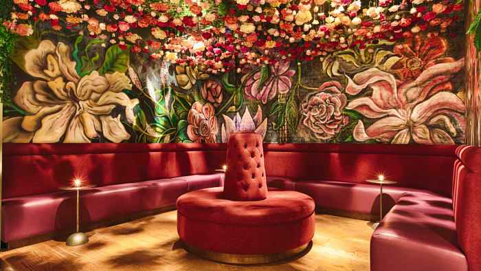 Hubbard Inn Blue Violet 1 Lo Res for Blue Violet at Hubbard Inn Hosts Comedy Hour