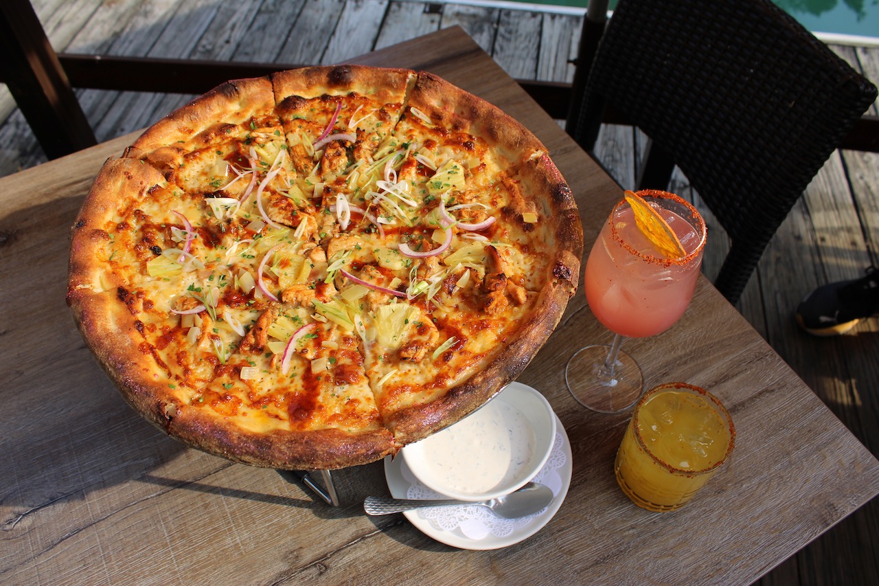 Image for Robert's Pizza & Dough Co. Becomes Partner of the Chicago Sky