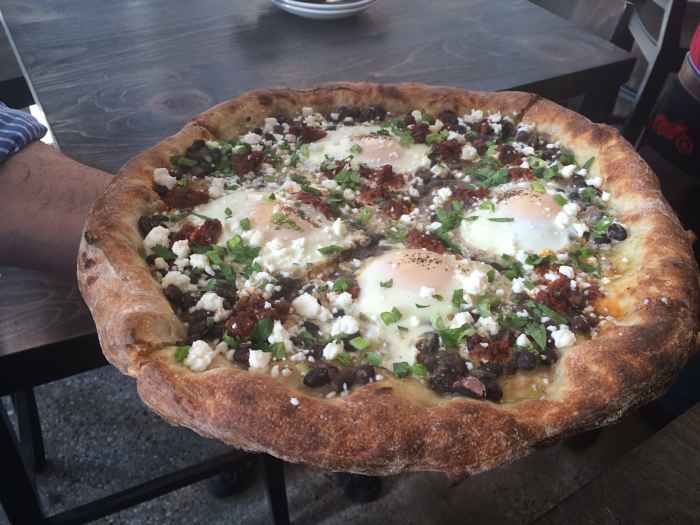 Image for Robert's Pizza Company Now Open in Streeterville