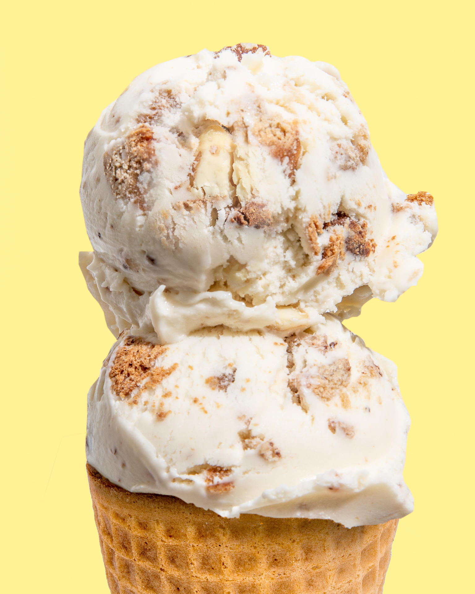 Jenis Homemade Banana Bread Macro Cone for Jeni’s Splendid Ice Cream Launching Another LTO Flavor: Banana Bread