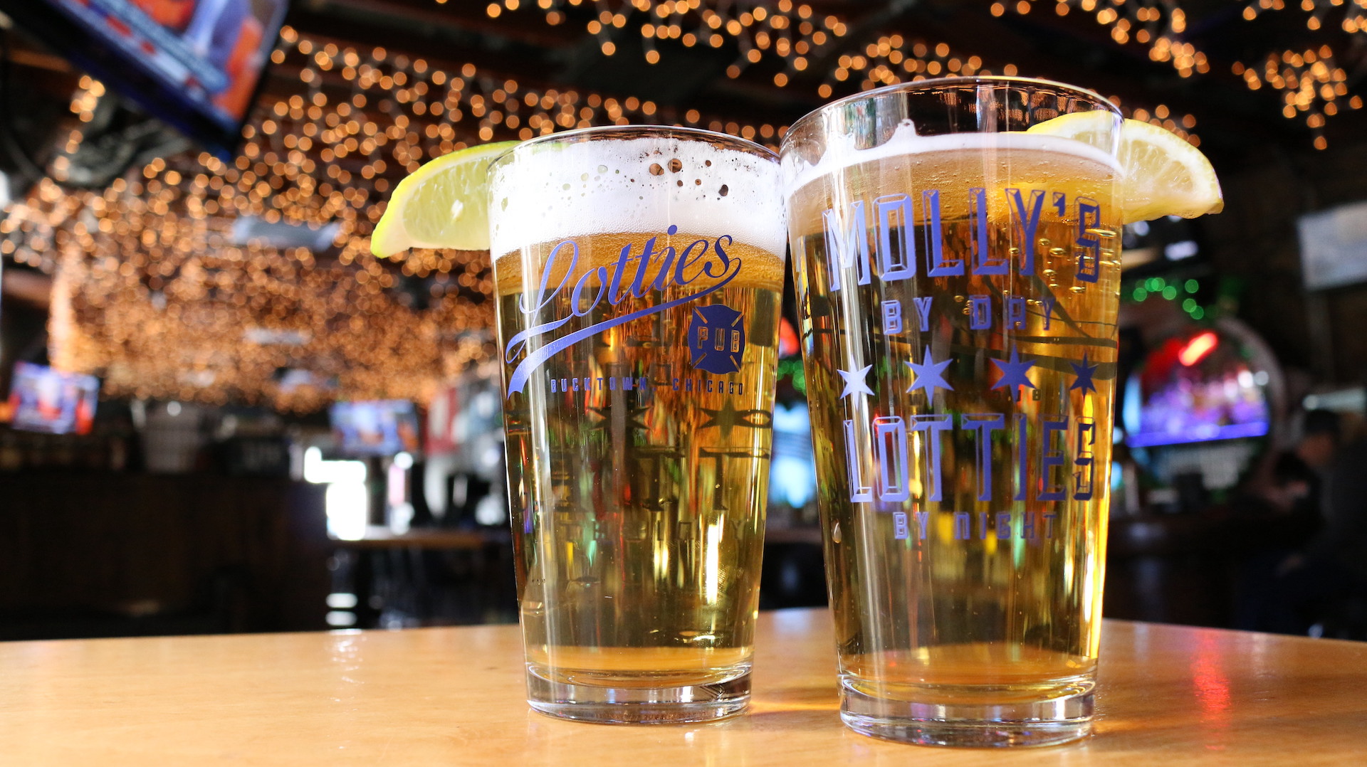 Lotties Molly Bar Beer for Where to Watch or Grab a Feast for a Crowd this Football Season