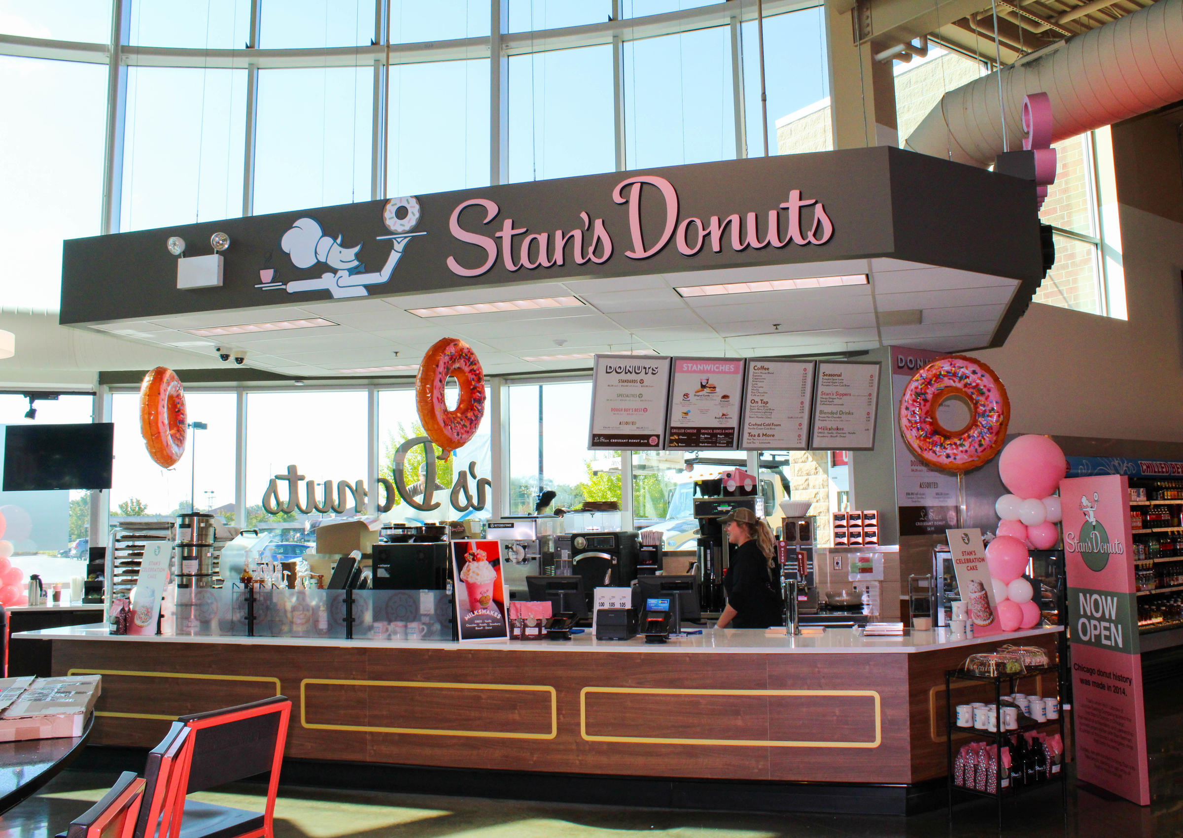 Marianos Oak Lawn for Stan's Donuts & Coffee Opening FOUR New Locations in Mariano's Groceries this Fall with Grand Opening Celebrations