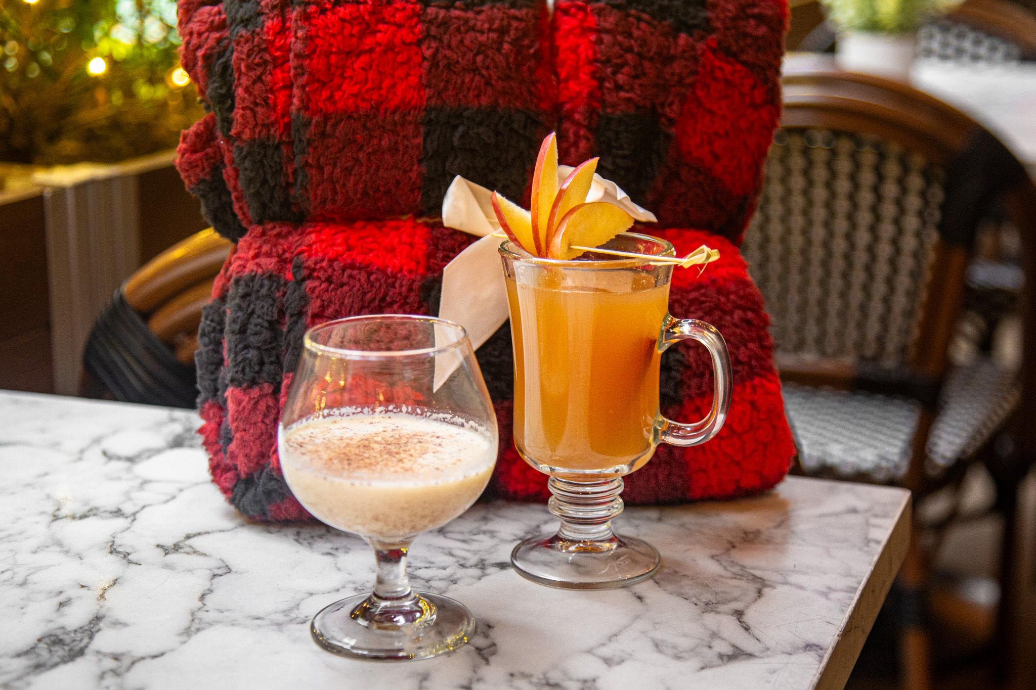 Petterinos Friendsgiving Cocktails for Nonnina and Petterino’s Celebrate Friendsgiving, November 26th