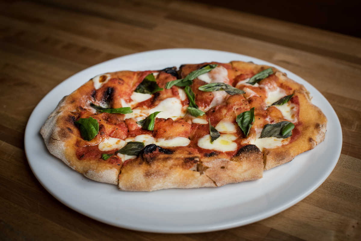 Pinsa Margherita for Casati’s Launches New Outdoor Garden Patio