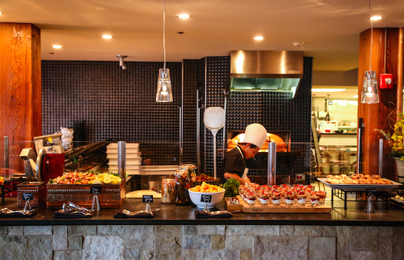 Pinstripes Brunch for Mother’s Day Brunch Buffet & Flowers at Pinstripes