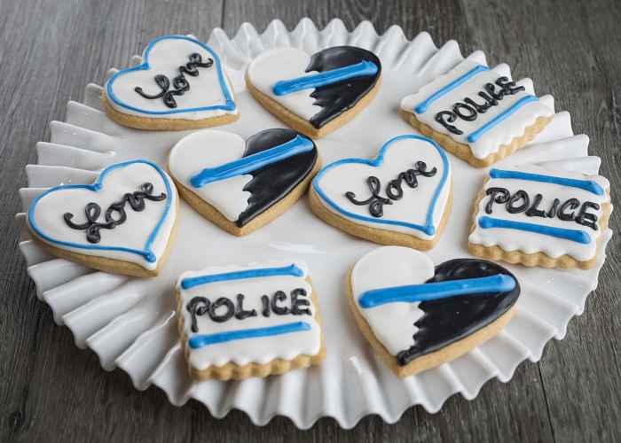 Police Cookies for Families of Fallen Police Officers to Benefit from Bakery’s Special Cookies