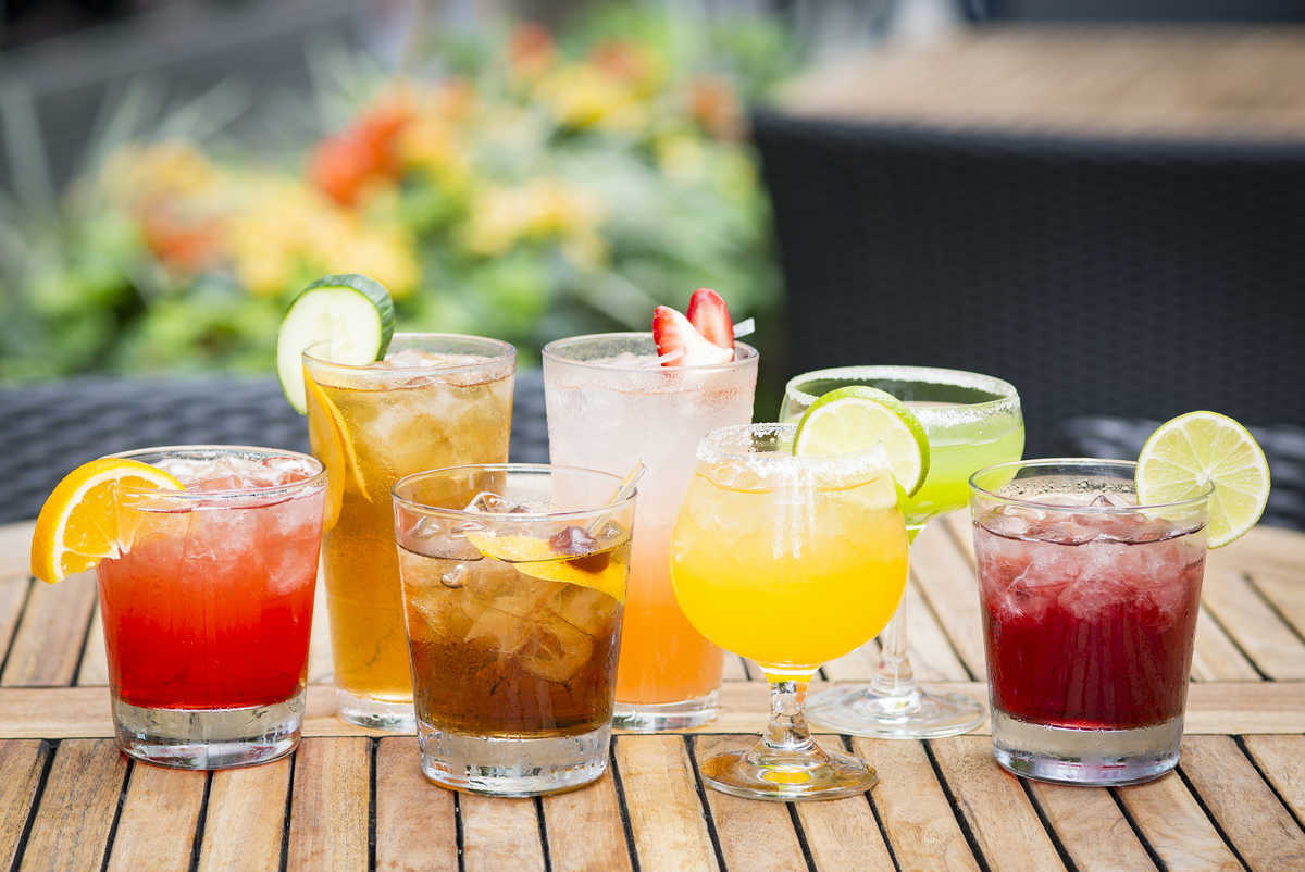 Star Wars Drinks for State and Lake Chicago Tavern Offers Special Star Wars Cocktails April 11 15