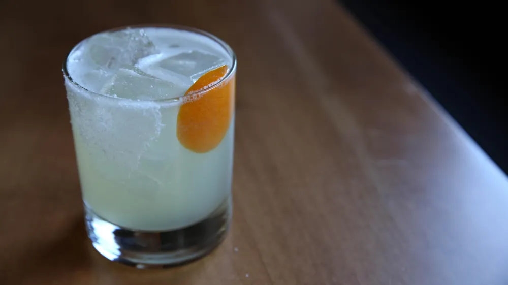 Drinks167 for New Happy Hour Specials at más
