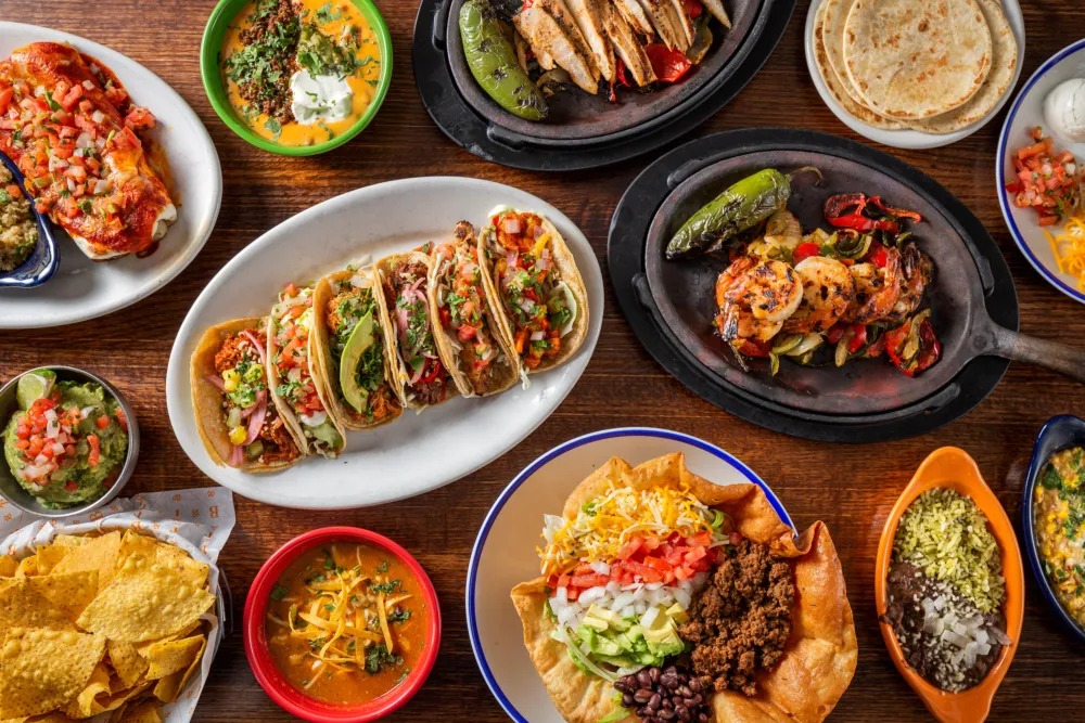 Courtesy of 4 Star Restaurant Group for Chicago Restaurants Offering CPS Strike Discounts