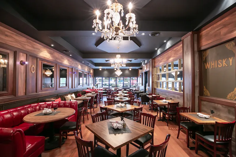 Oda for Chicago Restaurants Welcome Diners Inside on Friday