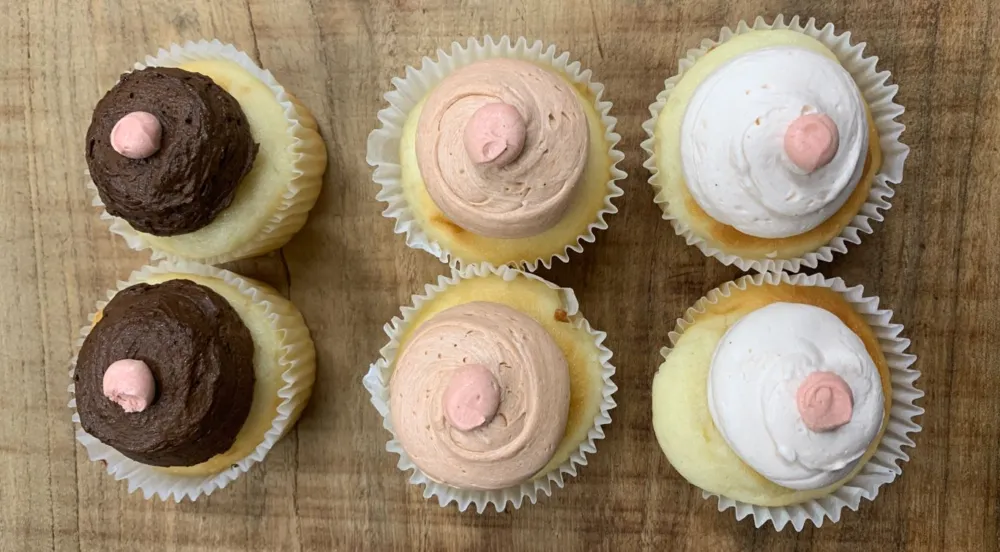 Boobiecupcakes for Chicago Restaurants Supporting Breast Cancer Awareness Month in October
