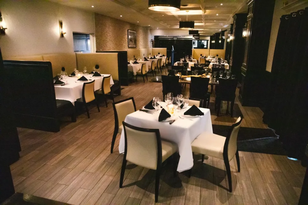 Main Dining for Celebrate the Holidays with Your Favorite Chicago Restaurants, Bars, Gifts and Local Businesses