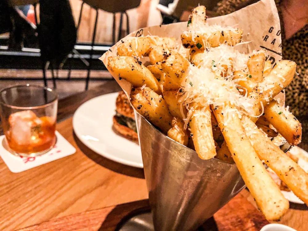 Image for A Celebrity Chef Restaurant Living Up to the Hype: Gordon Ramsay Burger