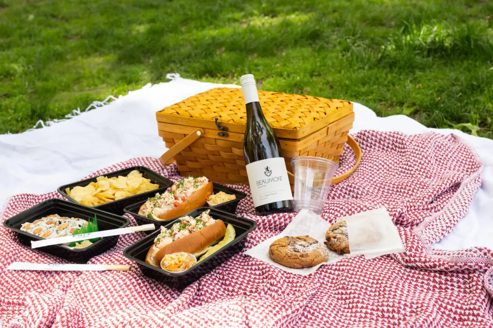 Lure Picnic Basket for Independence Day Celebrations at Chicago Restaurants and Bars