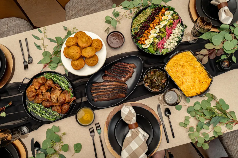 Soul And Smoke Holiday Group 2022 4 for Where to Feast in Chicago this Thanksgiving