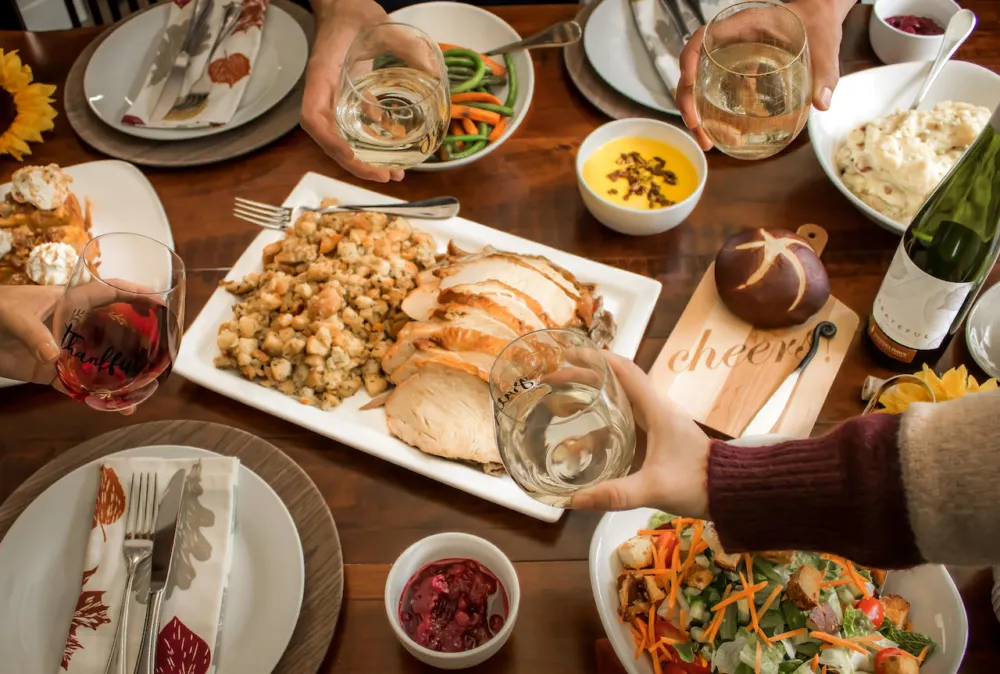 Thanksgiving Catering 09 for Where to Feast in Chicago this Thanksgiving