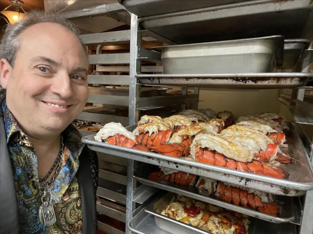Lobster for NYE Entertainment at Des Plaines & Arcada Theaters