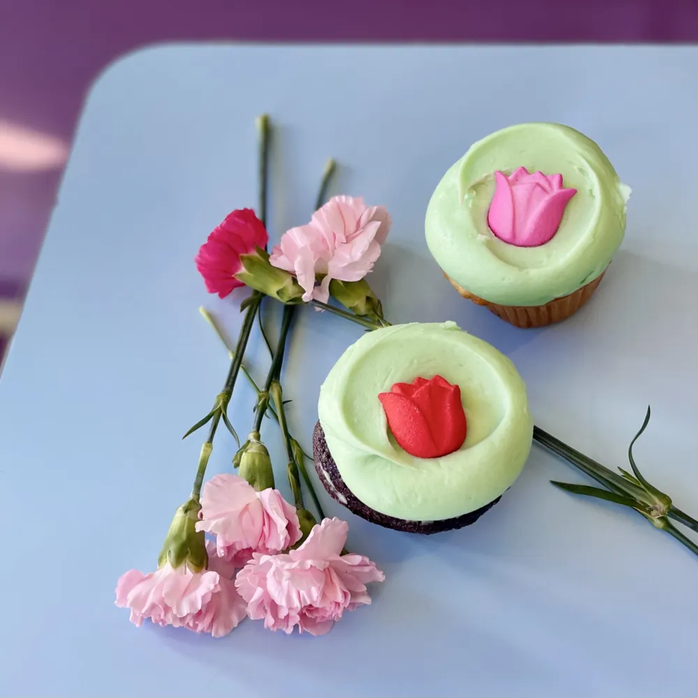 Image for Wine and Dine Your Mom for Mother's Day at these Chicago Restaurants