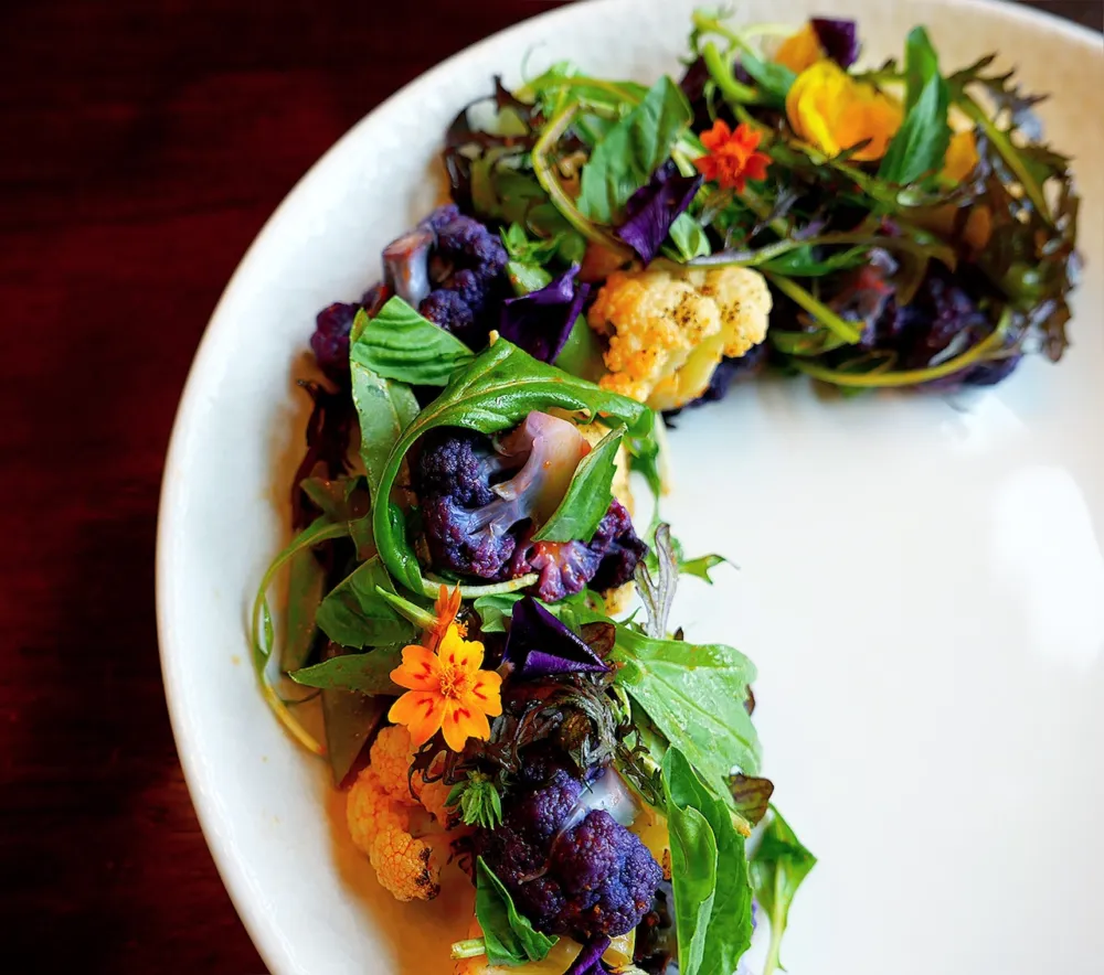 Image for Wine and Dine Your Mom for Mother's Day at these Chicago Restaurants