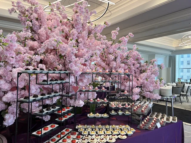 Image for Wine and Dine Your Mom for Mother's Day at these Chicago Restaurants