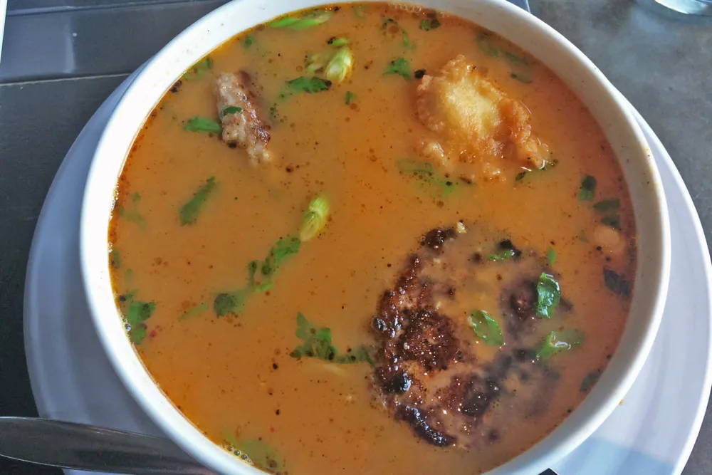 Break Ramen with Pork Sausage and Tempura Eggs for Satisfy Your Belly with Brunch at bellyQ