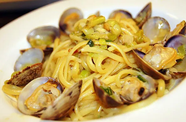 Courtesy of Volare Ristorante Italiano for Chicago's First Annual Marinarathon