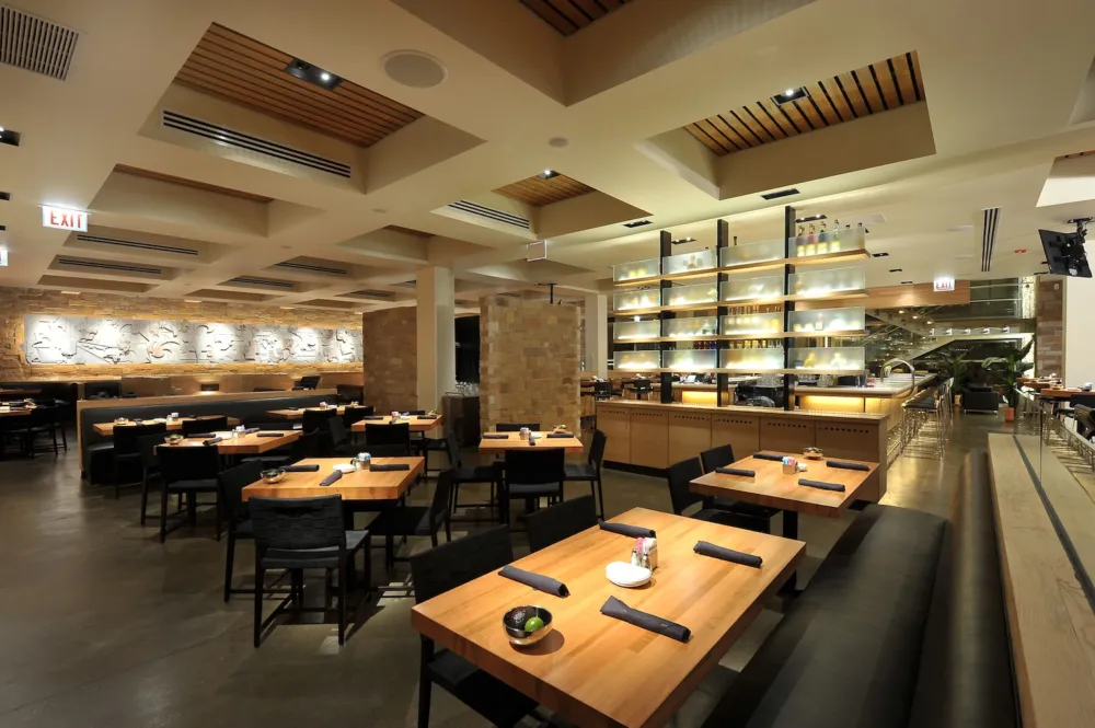 Cantina Laredo DiningRoom for Valentine's Day Dining at Cantina Laredo