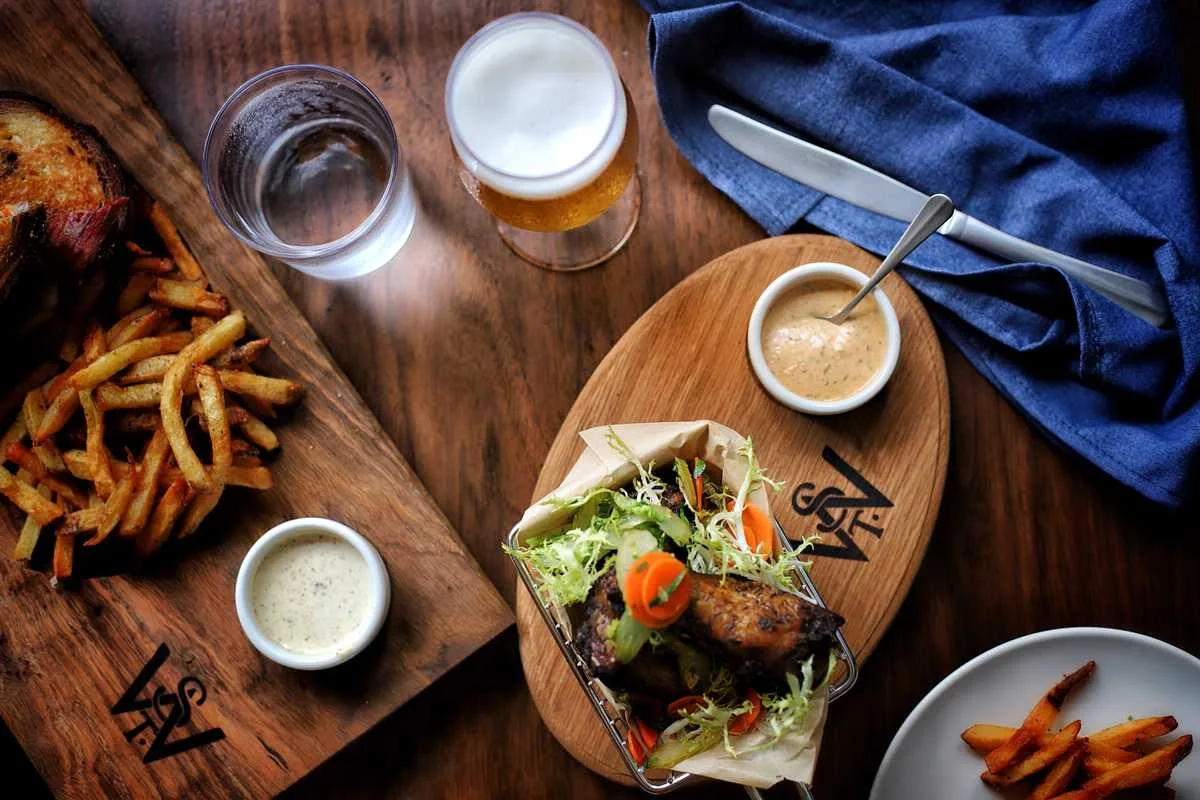 Ws for New Happy Hours at Walton Street Kitchen + Bar and The Press Room