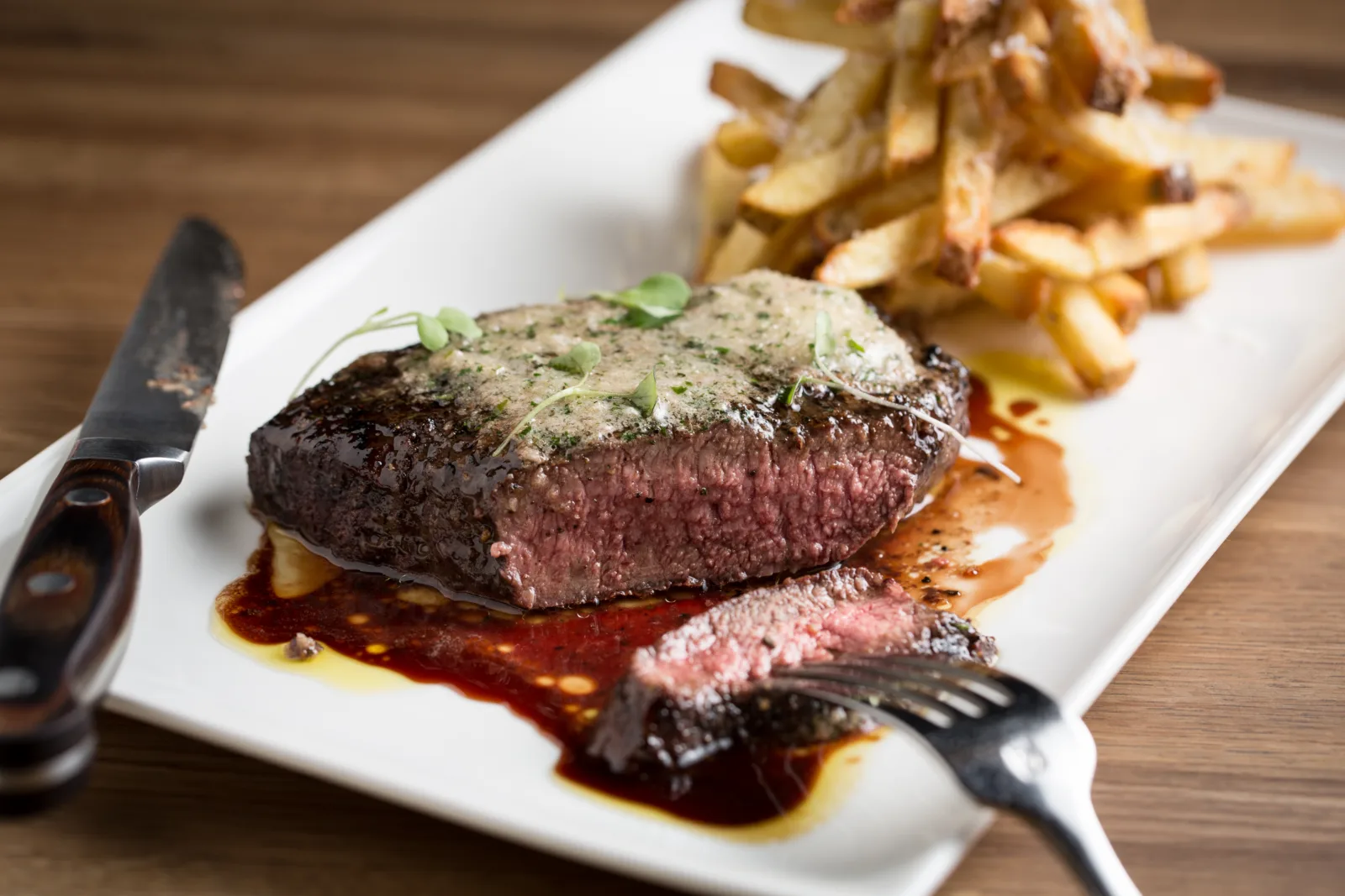 Gemini Zoo Lights 1 for Feast on Holiday Specials at these Chicago Restaurants