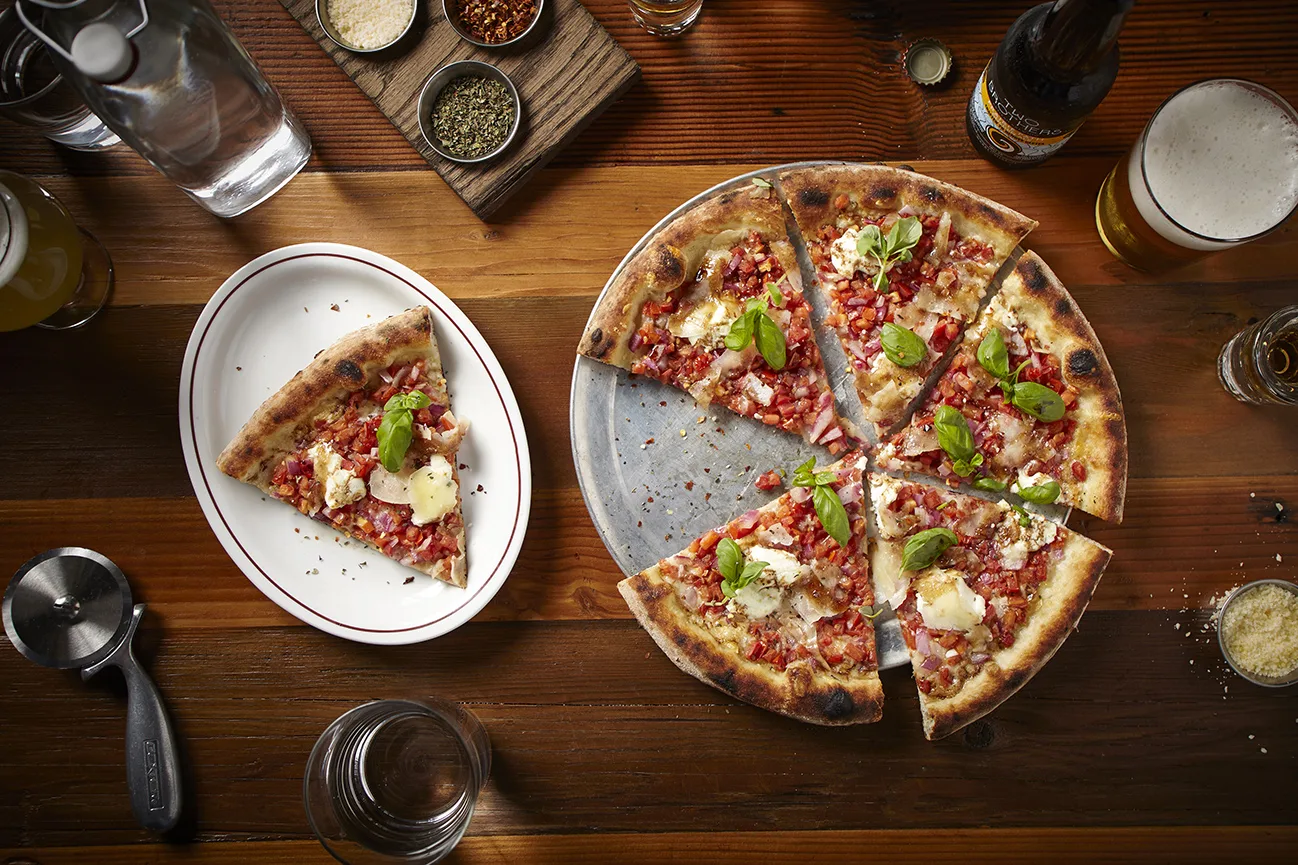 Pizza for Parlor Pizza Bar Announces New River North Location Opening December 14