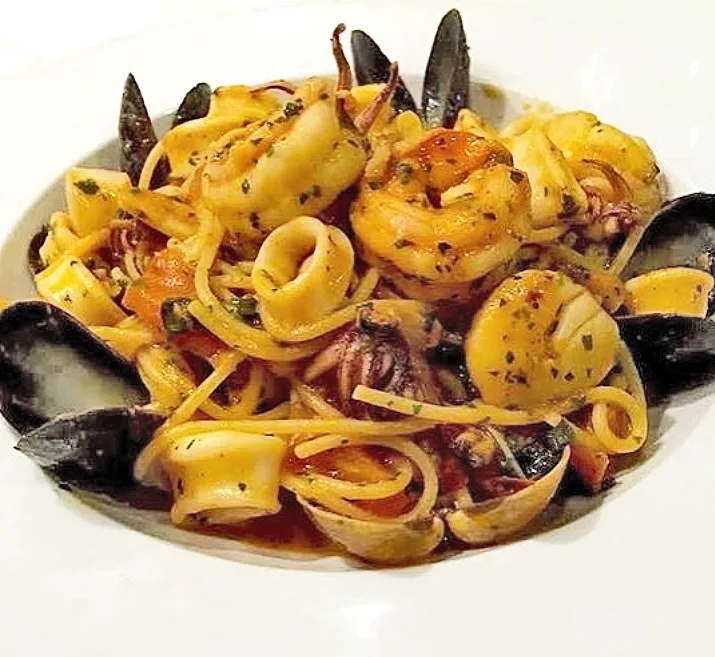 Liguria Seafood Pasta for Red Fish, Bleu Fish Seafood Restaurant Officially Opens in Hyde Park