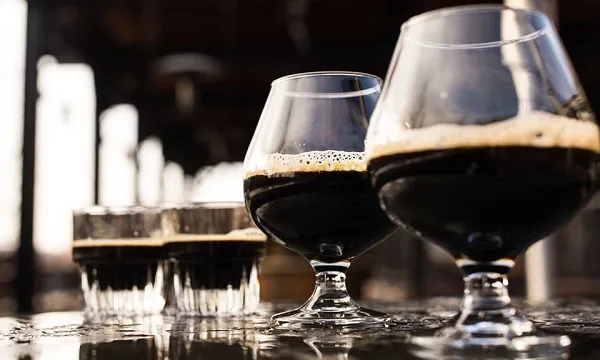 Founders 4 21 for Founders Brewing Company Rare Beer Tapping at Tuman’s Tap & Grill