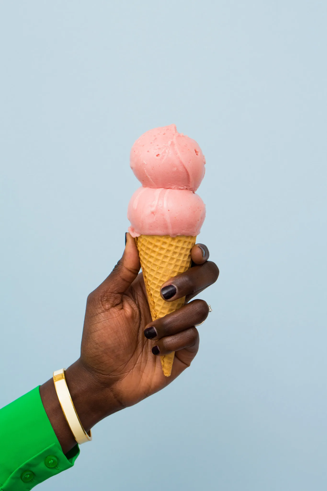 Frosé Sorbet5 for Jeni’s Splendid Ice Creams Welcomes Spring with a Sangria style Frosé