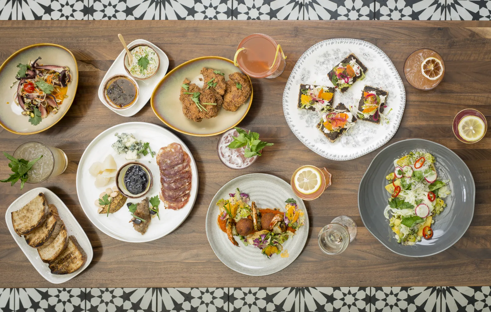Image for Weekday Happy Hour at ROOF on theWit