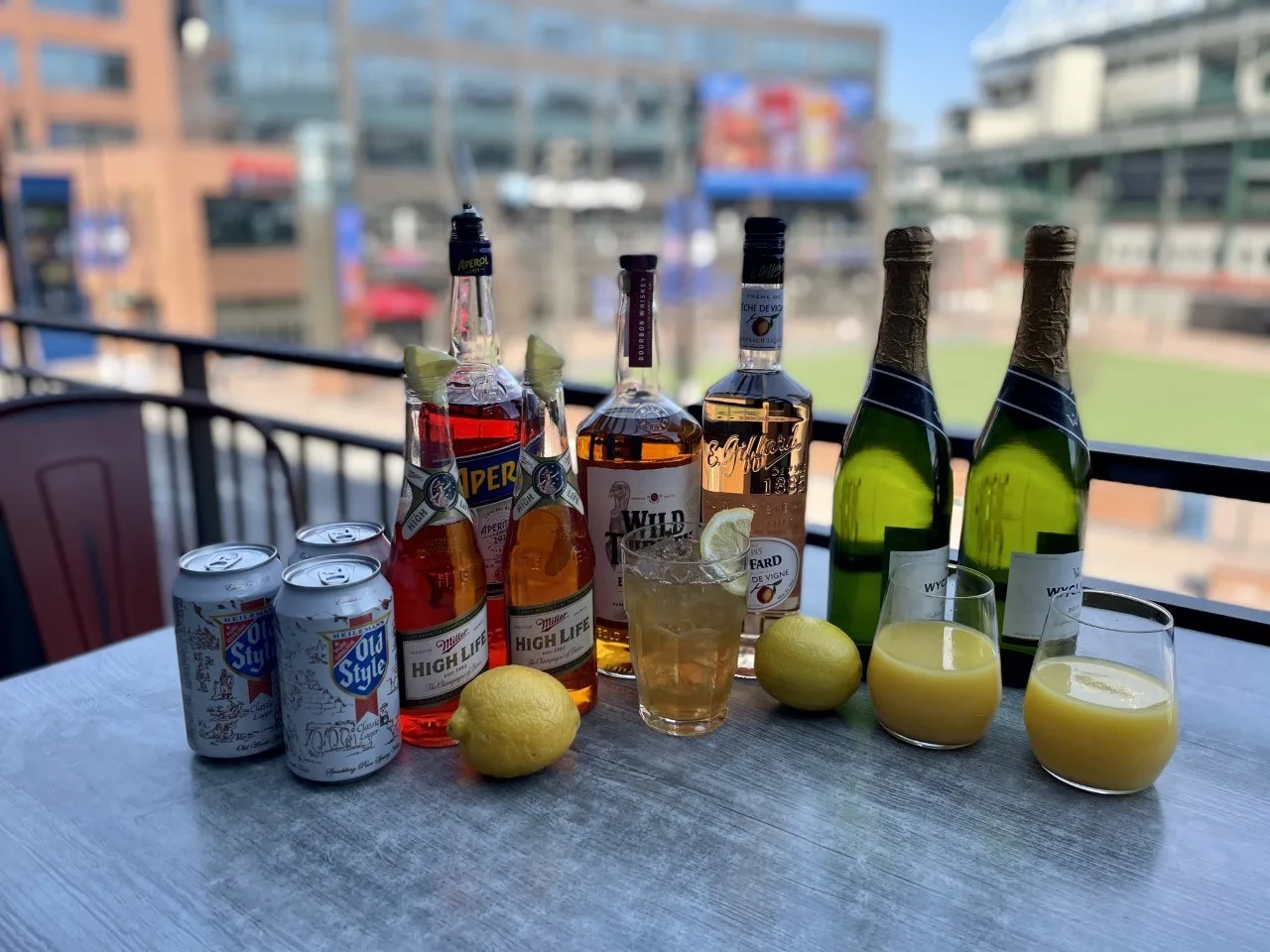 Sdwg Brunch Drinks for Smoke Daddy Wrigleyville Is Now Open With A New Bottomless Weekend Brunch