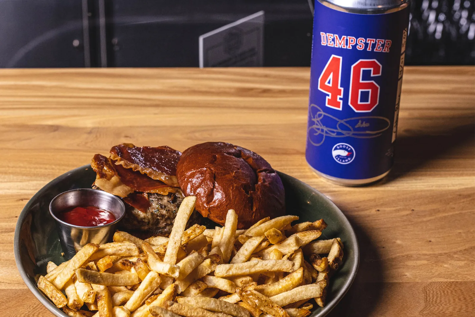 Goose Burger Dempster 0000 Gibc Off The Mound Burger 1 for Goose Island Debuts Burger Collab with Ryan Dempster