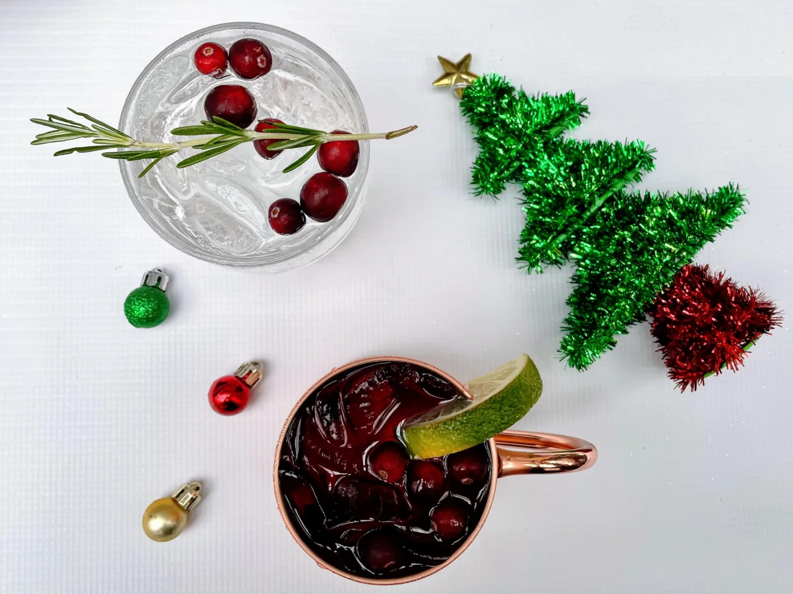 Image for Celebrate the Holidays with Your Favorite Chicago Restaurants, Bars, Gifts and Local Businesses